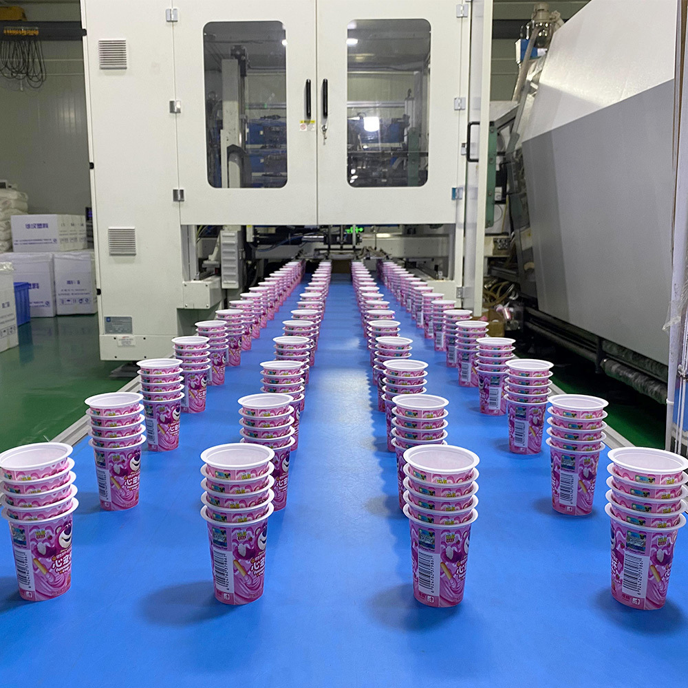 PP injection molded cup stacking